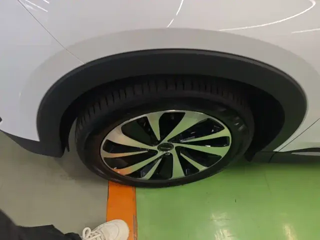 BYD Song PLUS — Фото автомобиля 22