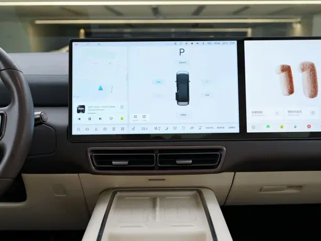 Li Auto MEGA — Фото автомобиля 24