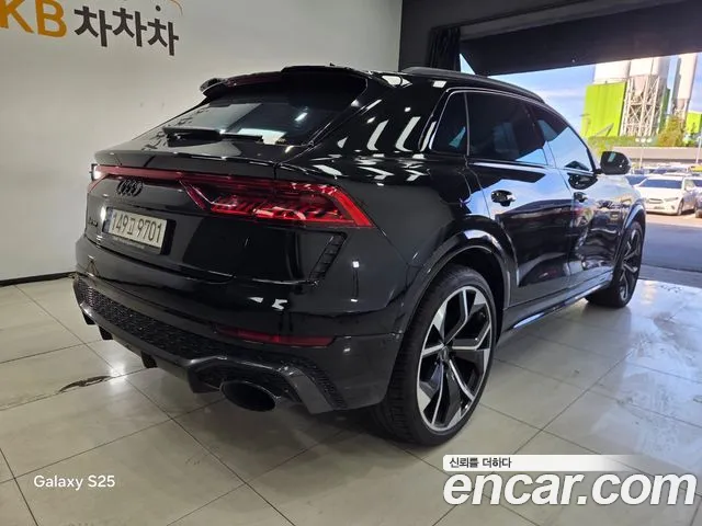 Audi RSQ8 — Фото автомобиля 5