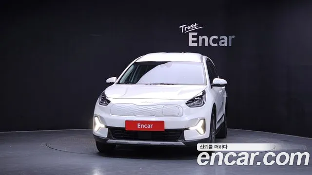Kia Niro Niro Plus Earth — Фото автомобиля 3