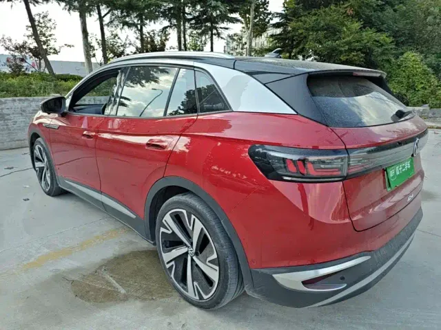 Volkswagen ID.4 X — Фото автомобиля 4