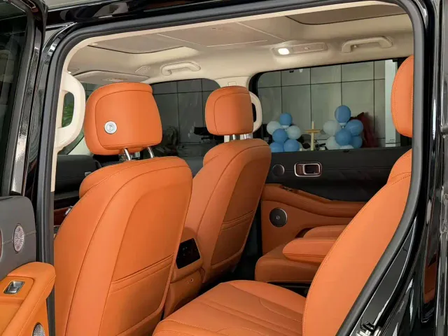 Haval Great Wall H10 — Фото автомобиля 11