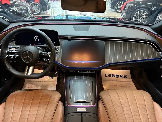 Mercedes-Benz E-Class — Фото автомобиля 9
