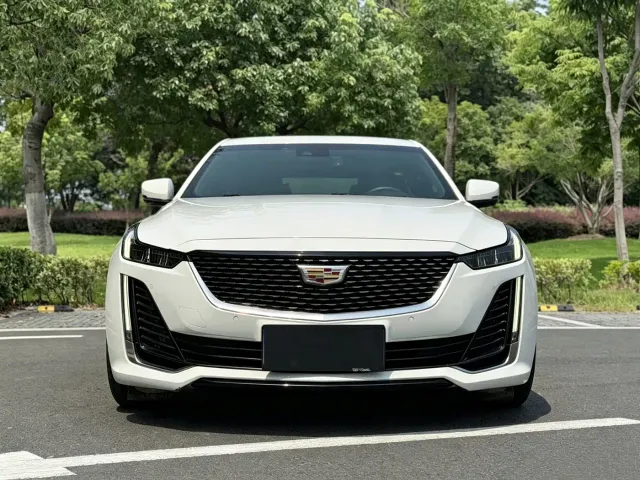 Cadillac CT5 — Фото автомобиля 2