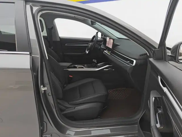Geely Emgrand — Фото автомобиля 8