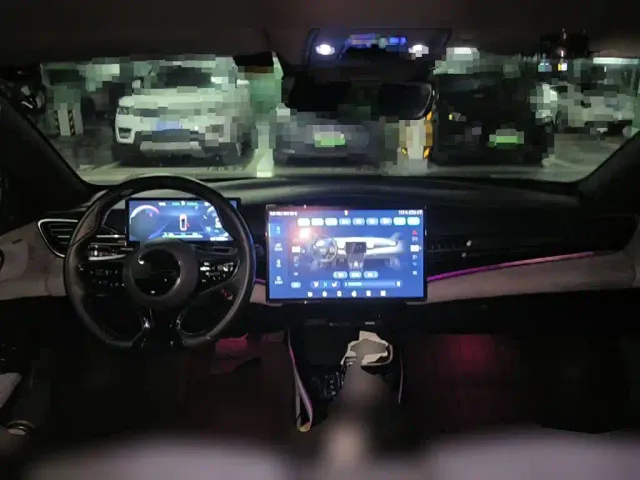 BYD Seal — Фото автомобиля 12