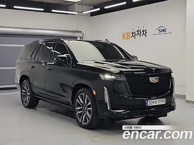 Cadillac Escalade 5th Gen — Фото автомобиля 4