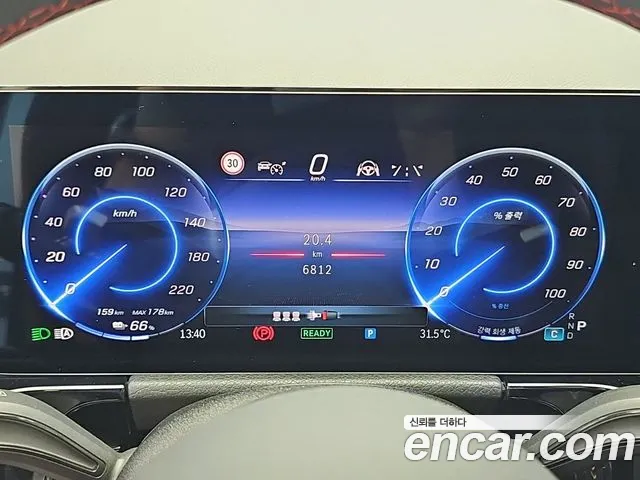 Mercedes-Benz EQA — Фото автомобиля 6