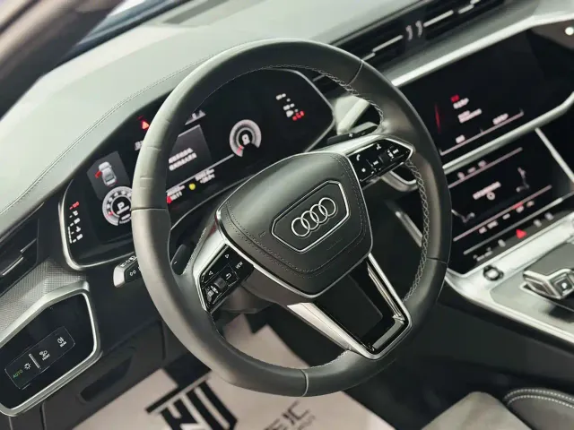 Audi A6L — Фото автомобиля 9