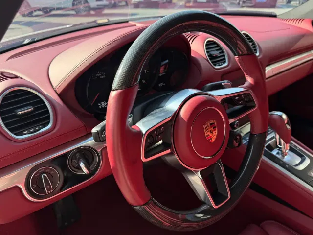 Porsche 718 — Фото автомобиля 10