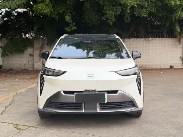 GAC Aion Y — Фото автомобиля 2