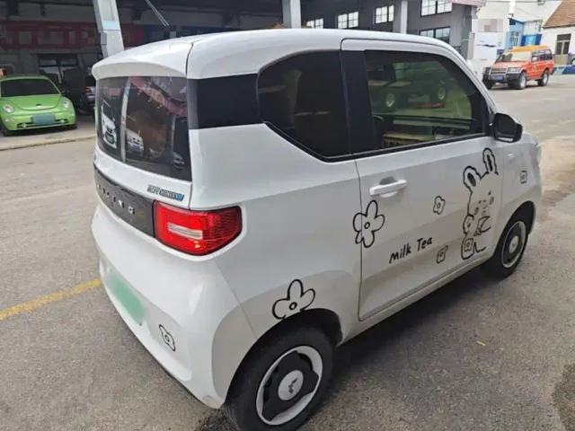 Wuling Hongguang Mini EV — Фото автомобиля 6