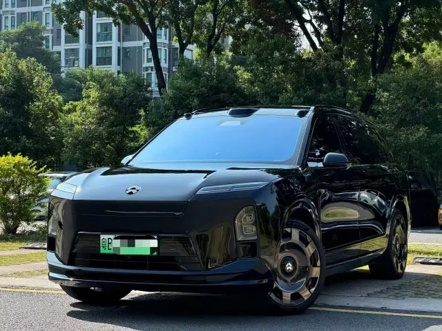 Фотография автомобиля — Nio ES8