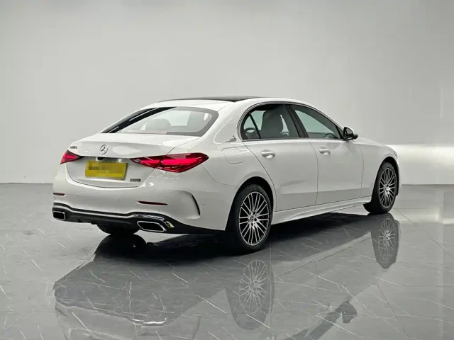 Mercedes-Benz C-Class — Фото автомобиля 6