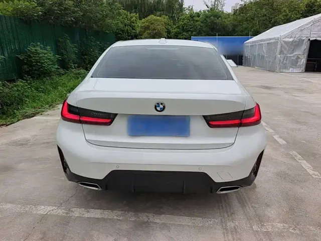 BMW 3 Series — Фото автомобиля 5