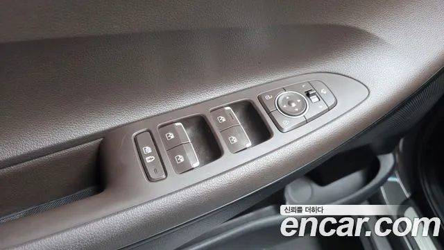 Hyundai Grandeur Premium — Фото автомобиля 25