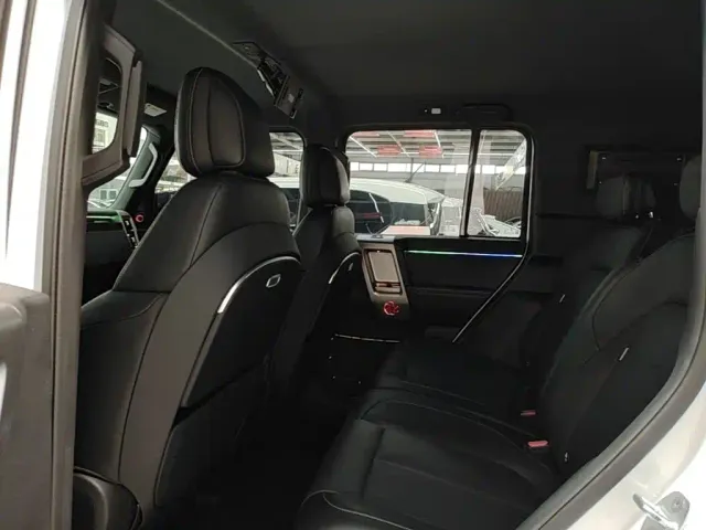 iCAR V23 — Фото автомобиля 16
