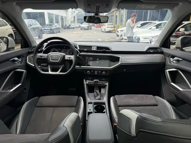 Audi Q3 — Фото автомобиля 15