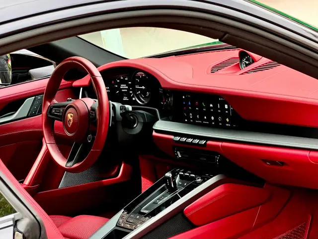 Porsche 911 — Фото автомобиля 10