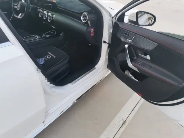 Mercedes-Benz A-Class — Фото автомобиля 19