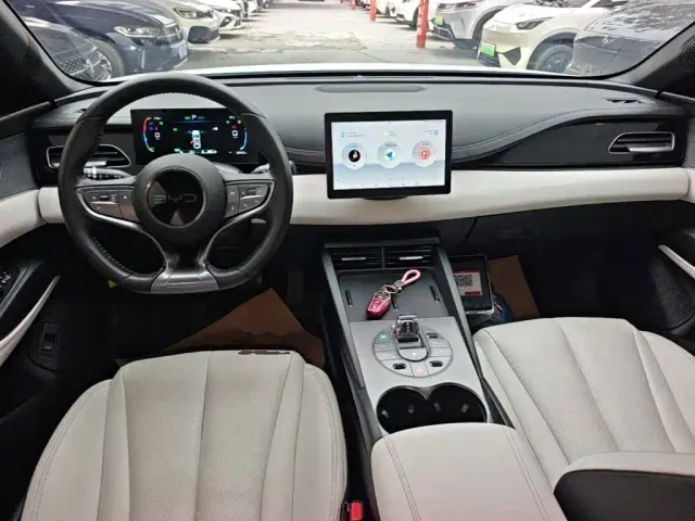 BYD Seal 06 — Фото автомобиля 9