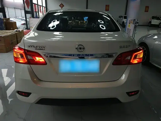 Nissan Sylphy — Фото автомобиля 3
