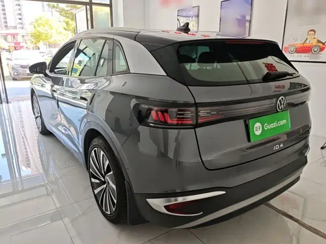Volkswagen ID.4 X — Фото автомобиля 4