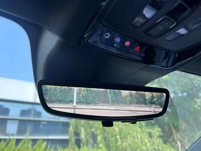 Cadillac Cadillac GT4 2023 25T Premium Edition — Фото автомобиля 4