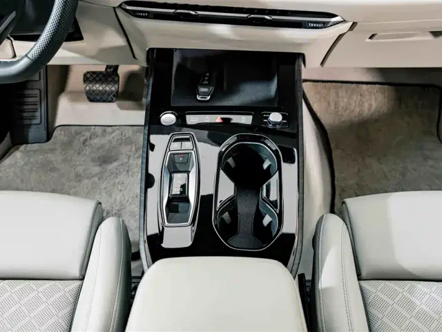 Audi A5L — Фото автомобиля 11
