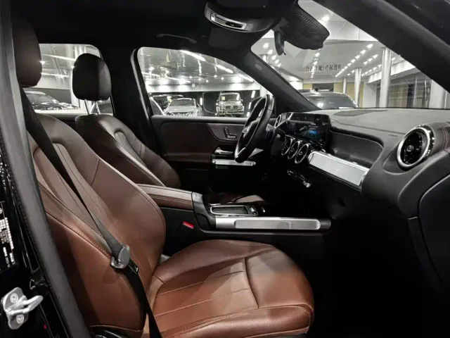 Mercedes-Benz GLB-Class — Фото автомобиля 19
