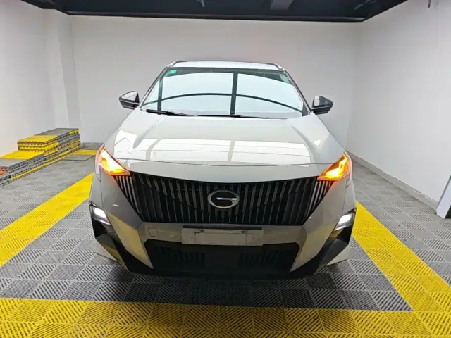 GAC Trumpchi GS3 — Фото автомобиля 2