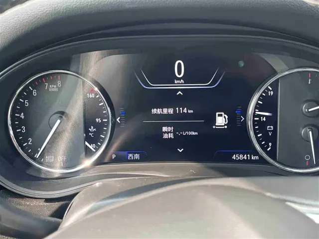 Buick Regal — Фото автомобиля 11