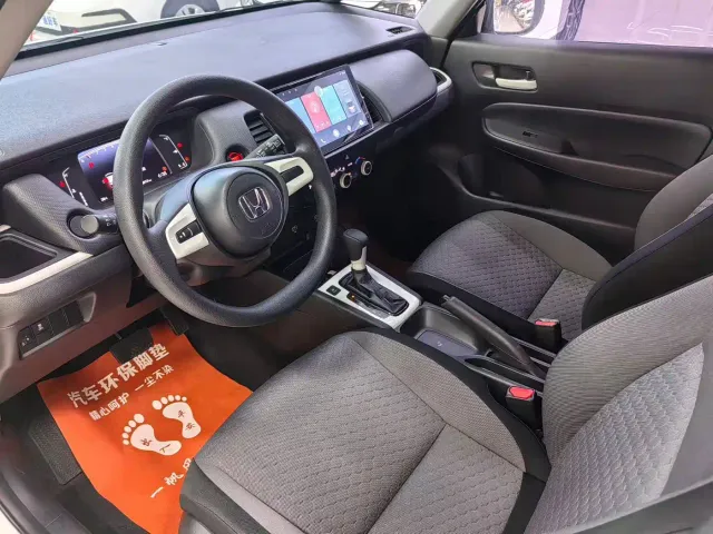 Honda Fit — Фото автомобиля 3