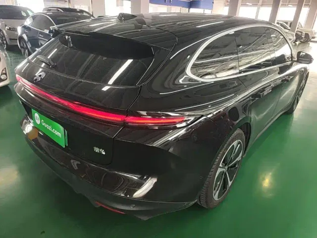 Nio ET5 Touring — Фото автомобиля 6