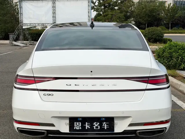 Genesis G90 — Фото автомобиля 8