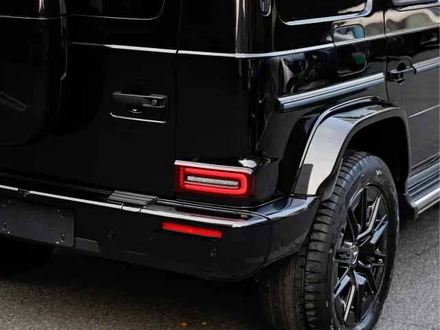 Mercedes-Benz G-Class — Фото автомобиля 8