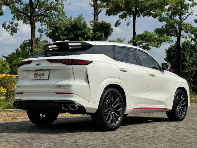 Changan Z6 — Фото автомобиля 23