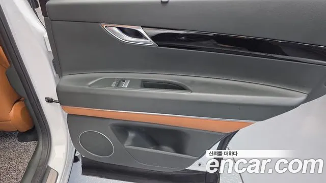 Genesis GV80 2.5T Бензин AWD — Фото автомобиля 23