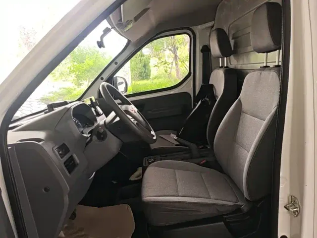 Wuling Yangguang — Фото автомобиля 14