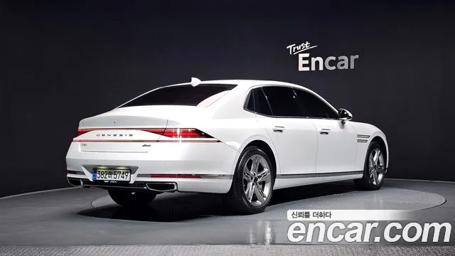 Genesis G90 Бензин 3.5 турбо AWD — Фото автомобиля 2