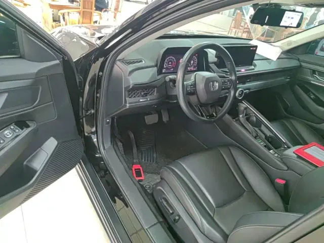 Honda Accord — Фото автомобиля 15