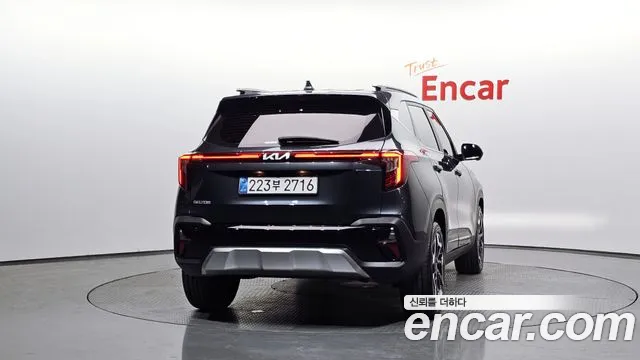 Kia Seltos New — Фото автомобиля 4