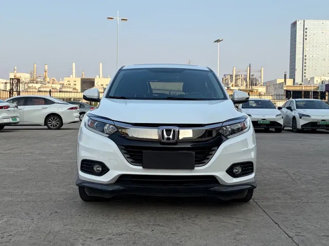 Honda Vezel — Фото автомобиля 3