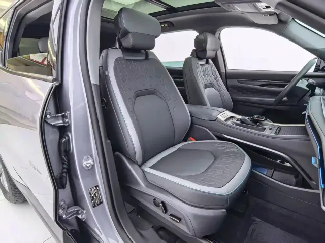 Ford Edge — Фото автомобиля 9