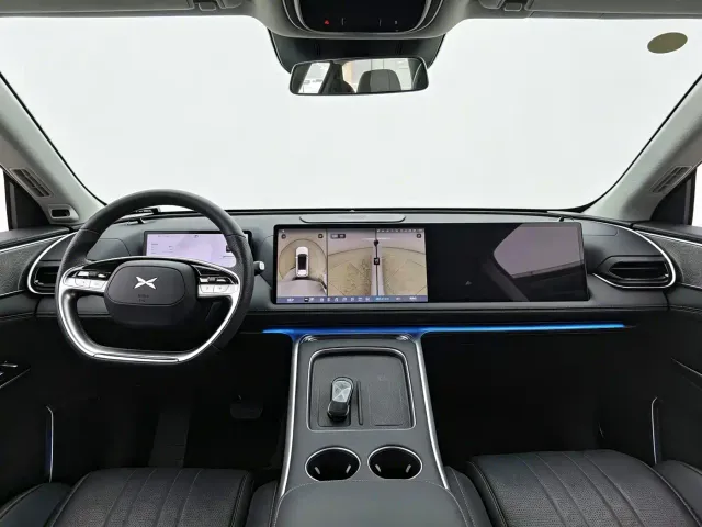 Xpeng G9 — Фото автомобиля 7