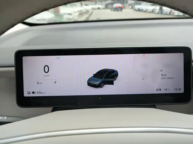 Leapmotor B01 — Фото автомобиля 10