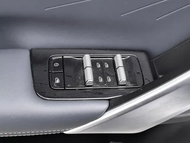 Geely Boyue L — Фото автомобиля 9