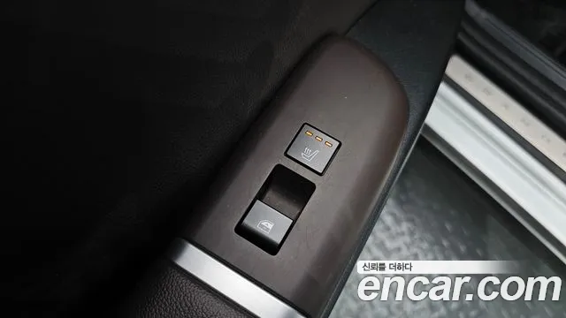 Hyundai Grandeur GN7 — Фото автомобиля 30