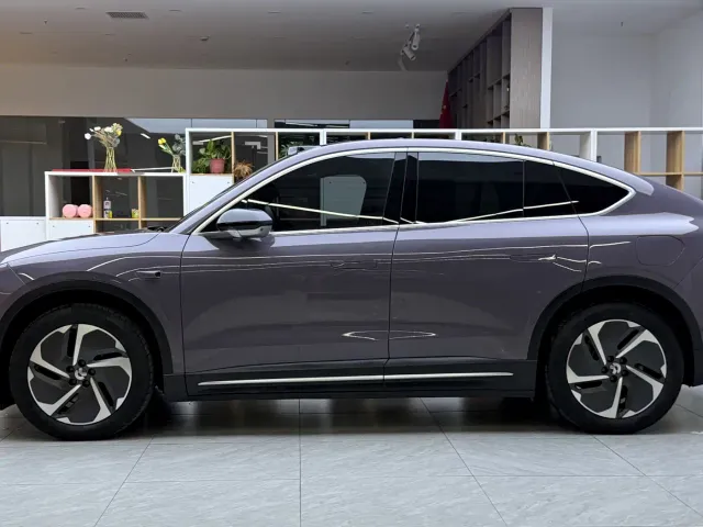 Nio EC6 — Фото автомобиля 3