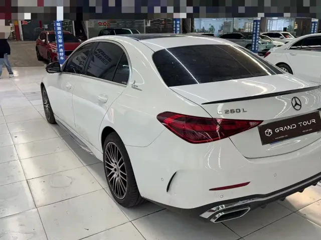 Mercedes-Benz C-Class — Фото автомобиля 4
